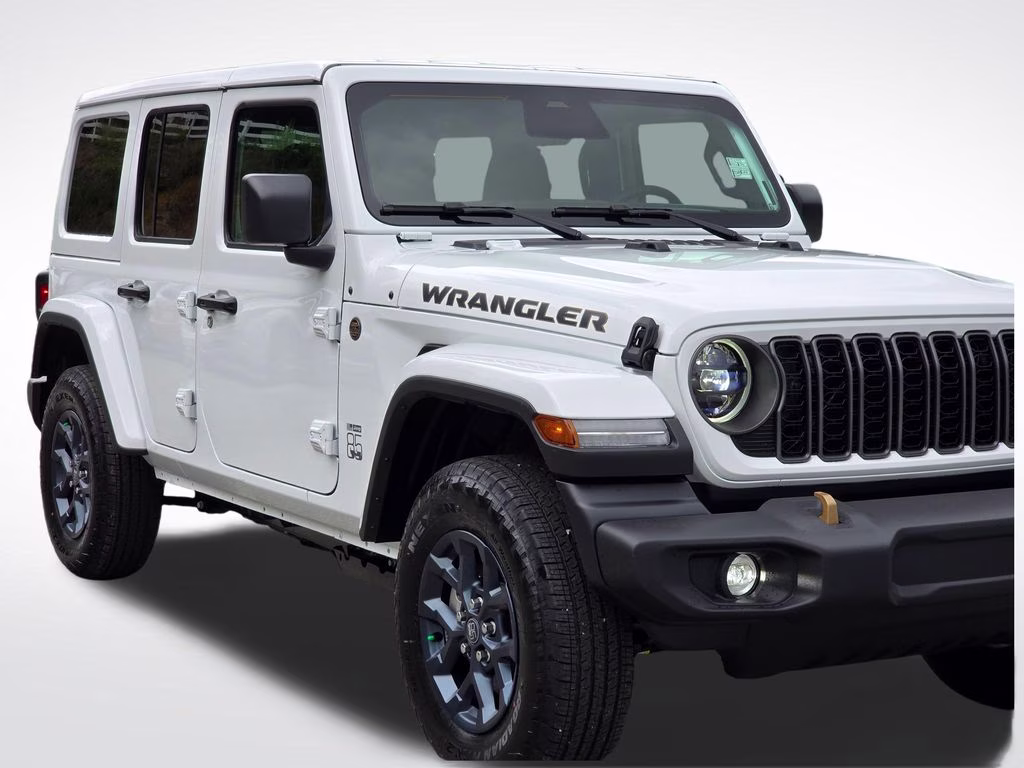 2026 Bright White Clearcoat Jeep Wrangler 4X4 SUV