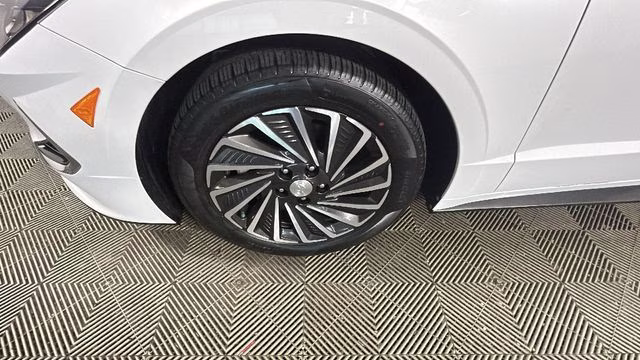 2023 Serenity White Hyundai Sonata Hybrid SEL FWD Sedan
