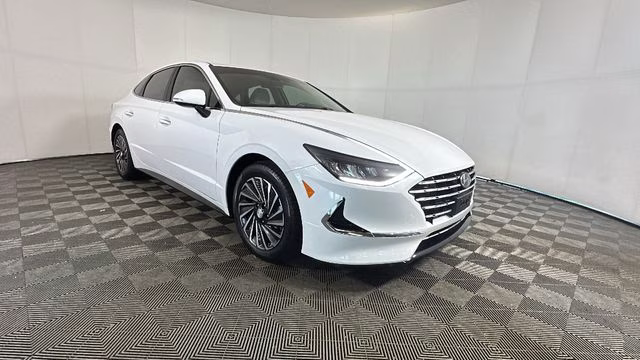 2023 Serenity White Hyundai Sonata Hybrid SEL FWD Sedan