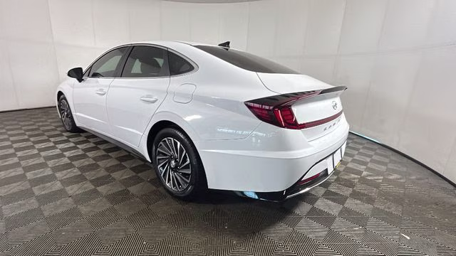 2023 Serenity White Hyundai Sonata Hybrid SEL FWD Sedan