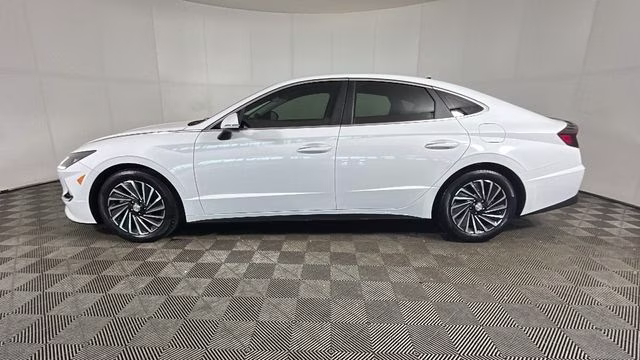 2023 Serenity White Hyundai Sonata Hybrid SEL FWD Sedan