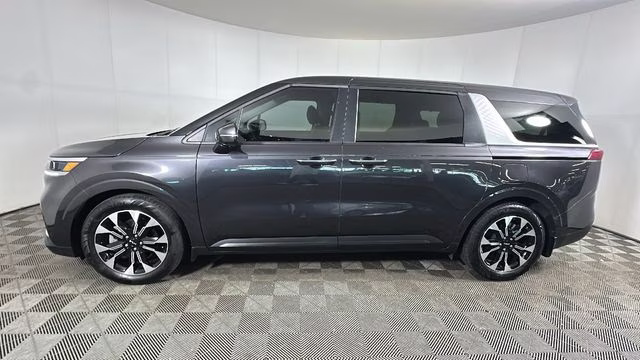 2024 Panthera Metal Kia Carnival EX FWD Van