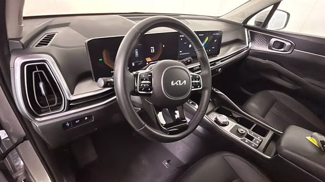 2025 Silky Silver Kia Sorento Hybrid EX FWD SUV