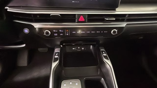 2025 Silky Silver Kia Sorento Hybrid EX FWD SUV