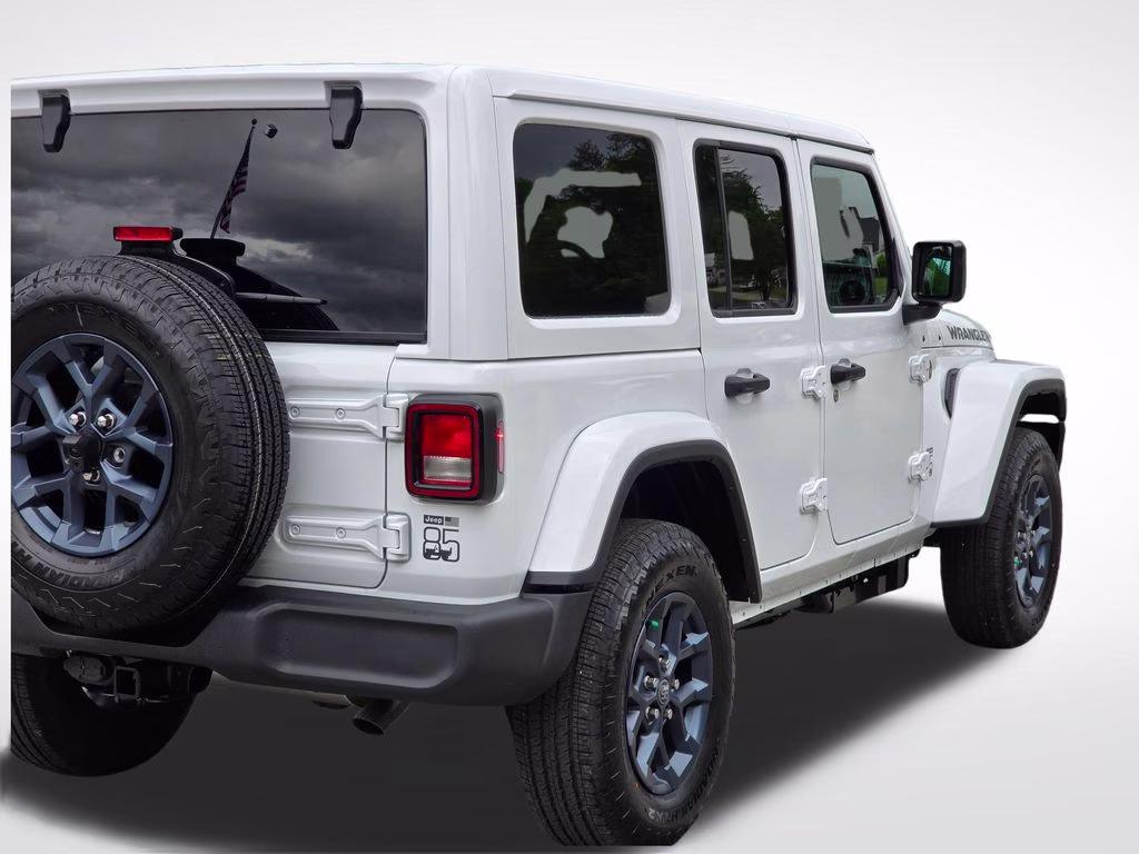 2026 Bright White Clearcoat Jeep Wrangler 4X4 SUV