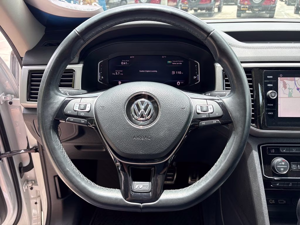 2019 Pure White Volkswagen Atlas 3.6L V6 SEL R-Line FWD SUV