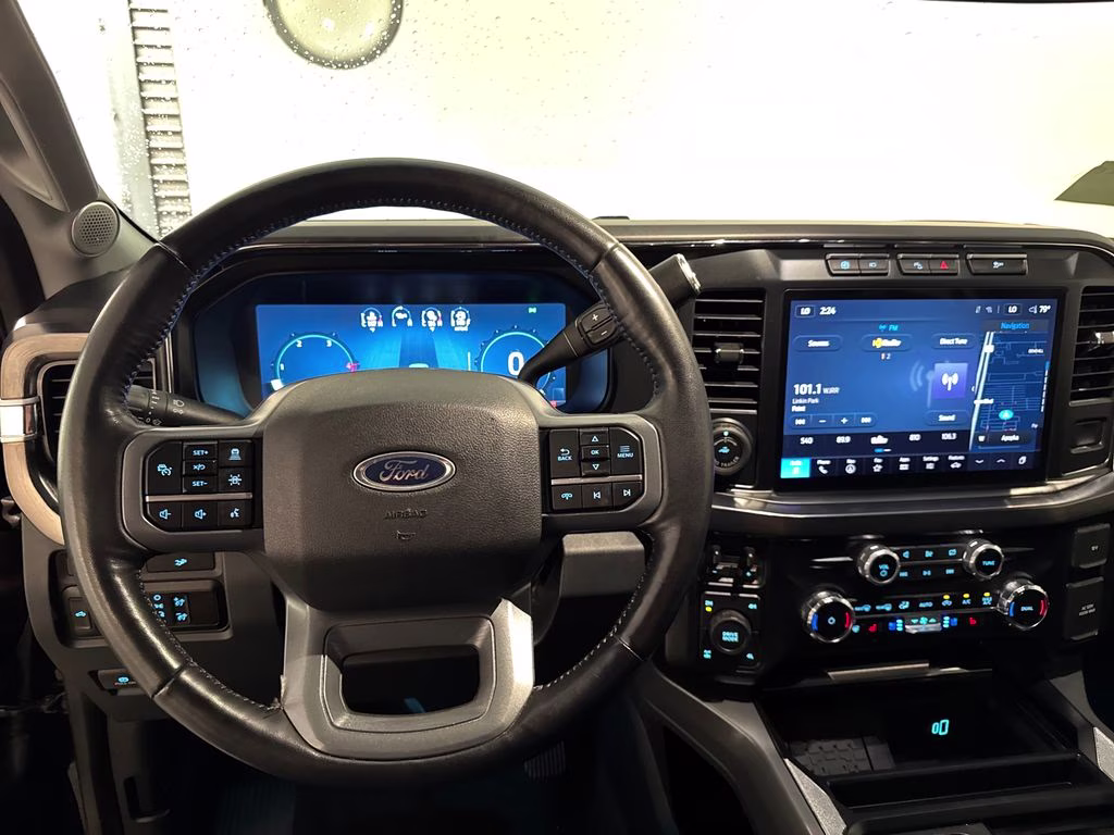 2024 Agate Black Metallic Ford Super Duty F-250 SRW Lariat 4X4 Truck