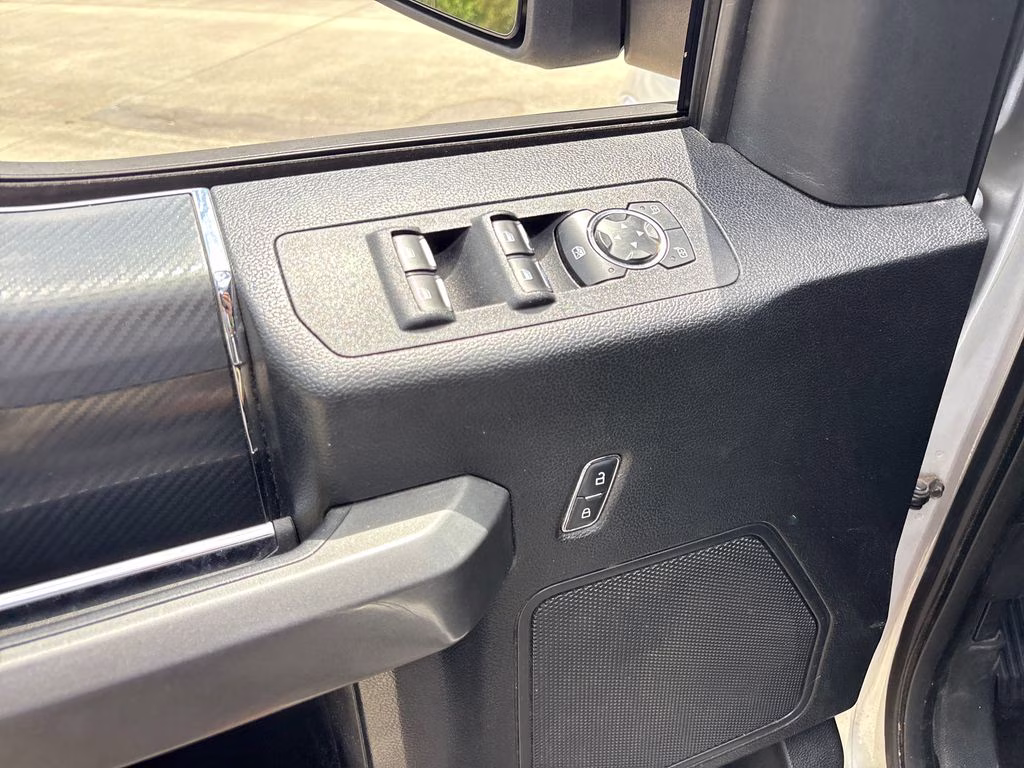 2018 Ingot Silver Ford F-150 XLT 4X4 Truck