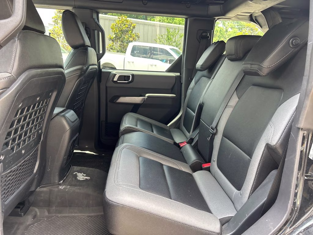 2023 Shadow Black Ford Bronco Black Diamond 4X4 SUV