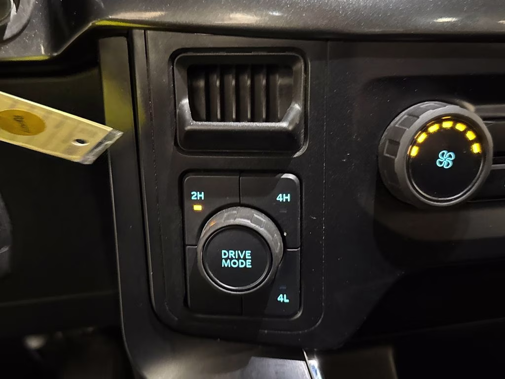 2023 Agate Black Metallic Ford F-150 XL 4X4 Truck