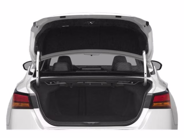 2023 Gray Sky Pearl Nissan Altima 2.5 SR FWD Sedan