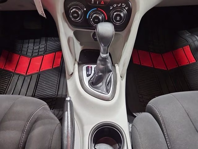 2013 Redline 2 Coat Pearl Dodge Dart SXT FWD Sedan