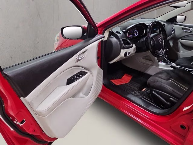 2013 Redline 2 Coat Pearl Dodge Dart SXT FWD Sedan