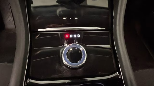 2022 Velvet Red Pearlcoat Jeep Grand Cherokee L Laredo 4X4 SUV