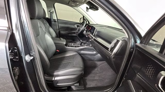 2025 Gravity Grey Kia Sorento S AWD SUV