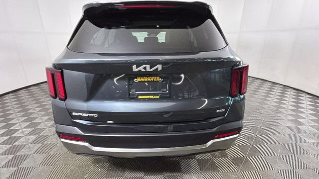 2025 Gravity Grey Kia Sorento S AWD SUV