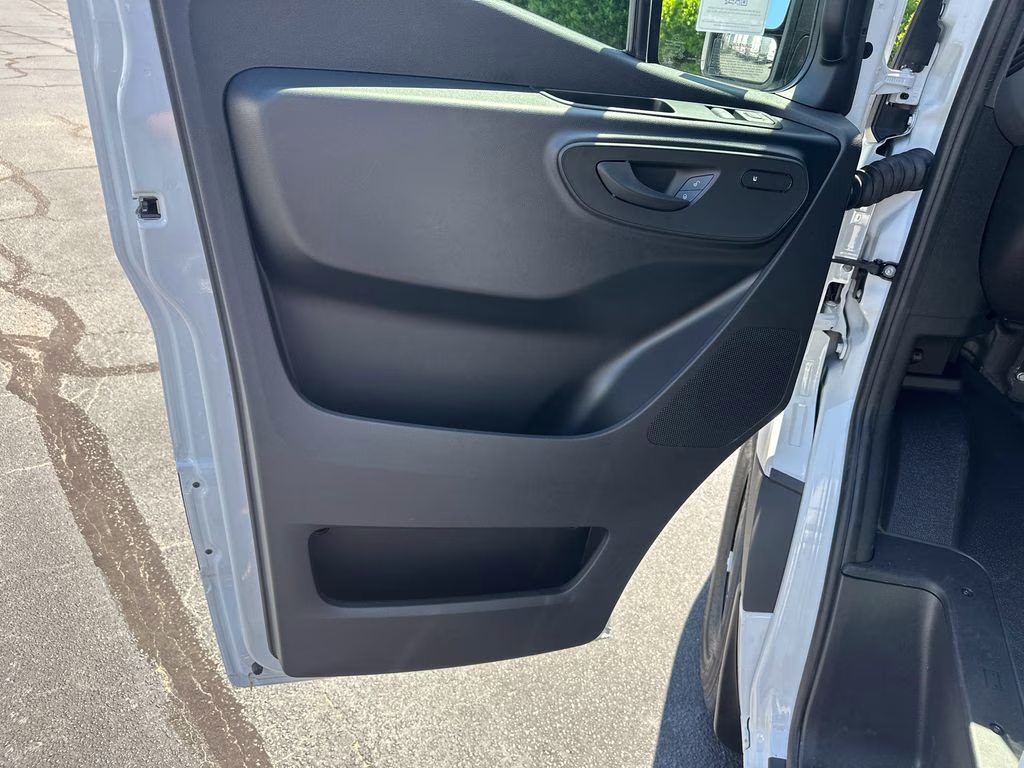 2026 Arctic Mercedes-Benz Sprinter 2500 Cargo 144 WB RWD Van