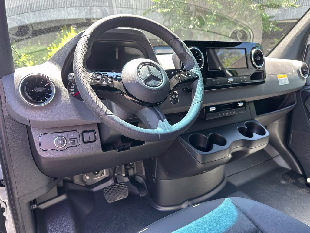 2026 Arctic Mercedes-Benz Sprinter 2500 Cargo 144 WB RWD Van