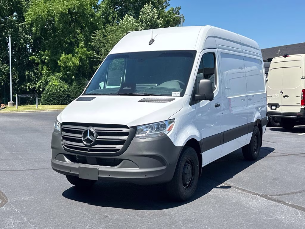 2026 Arctic Mercedes-Benz Sprinter 2500 Cargo 144 WB RWD Van