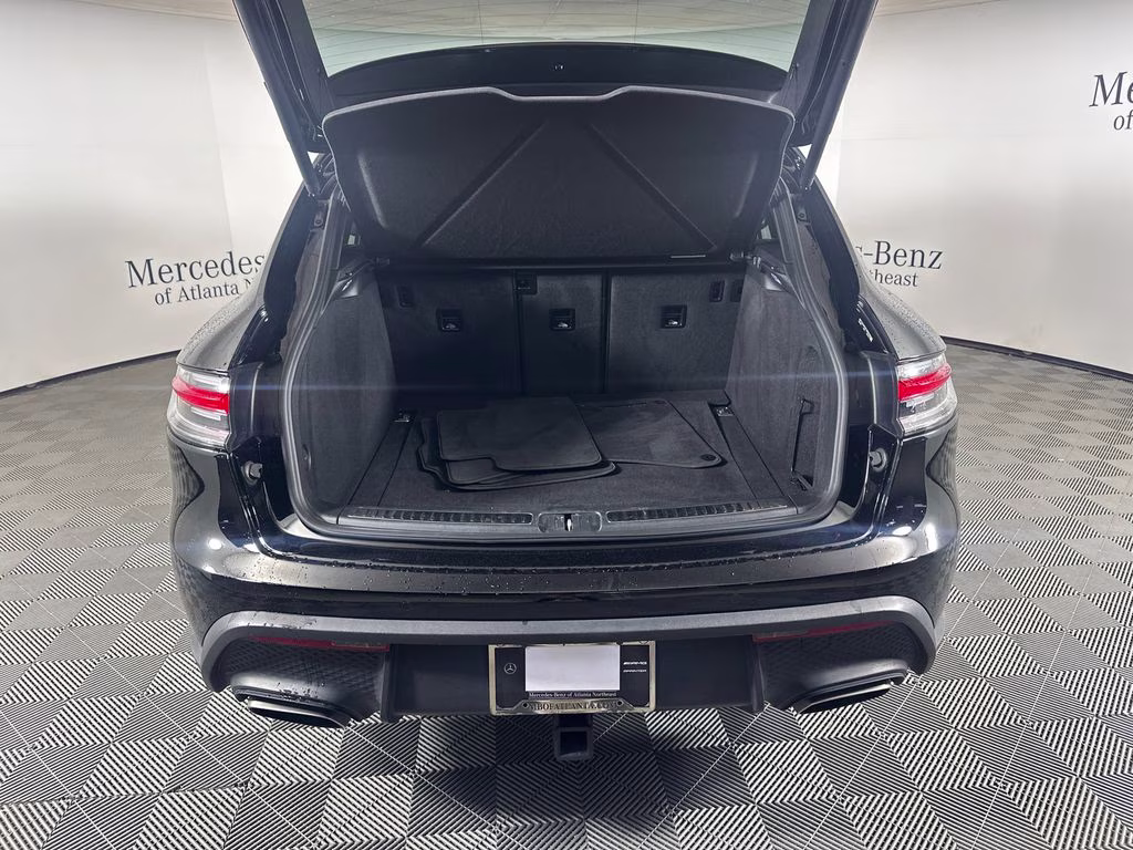 2023 Black Porsche Macan T AWD SUV