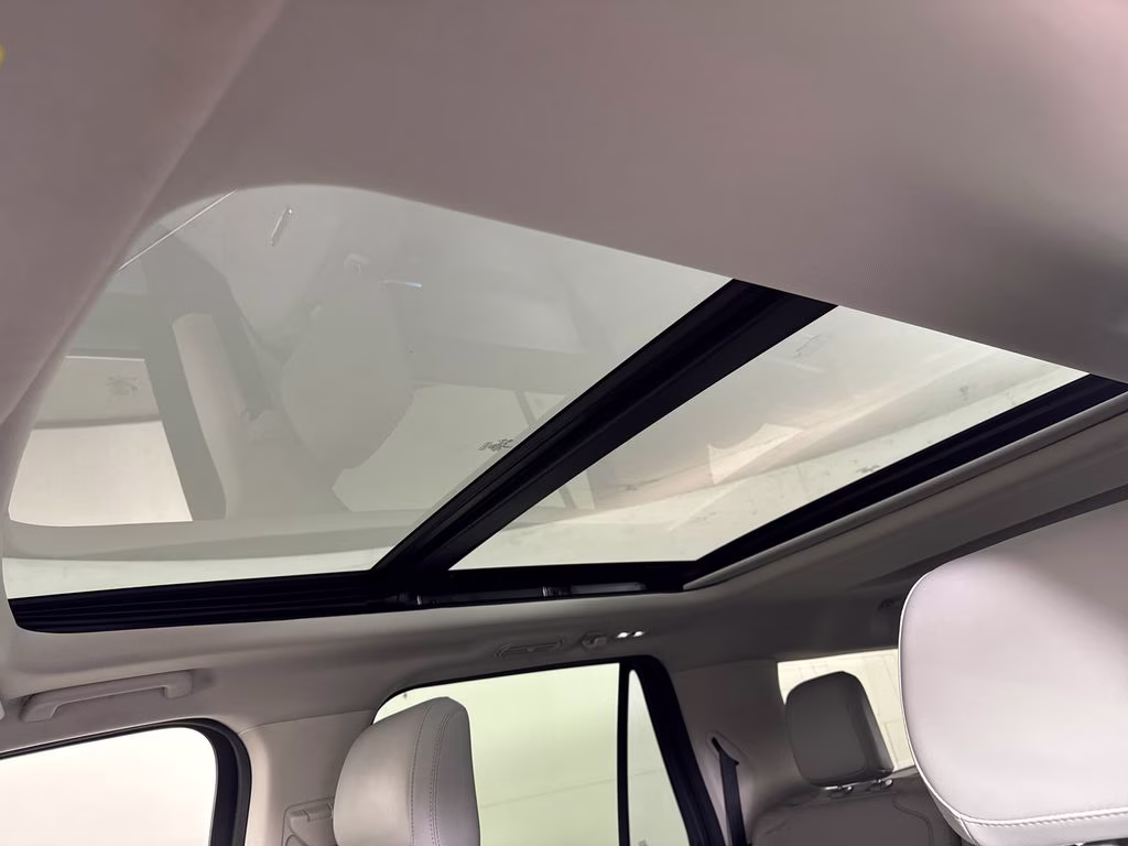 2025 Agate Black Metallic Ford Expedition Max Platinum 4X4 SUV