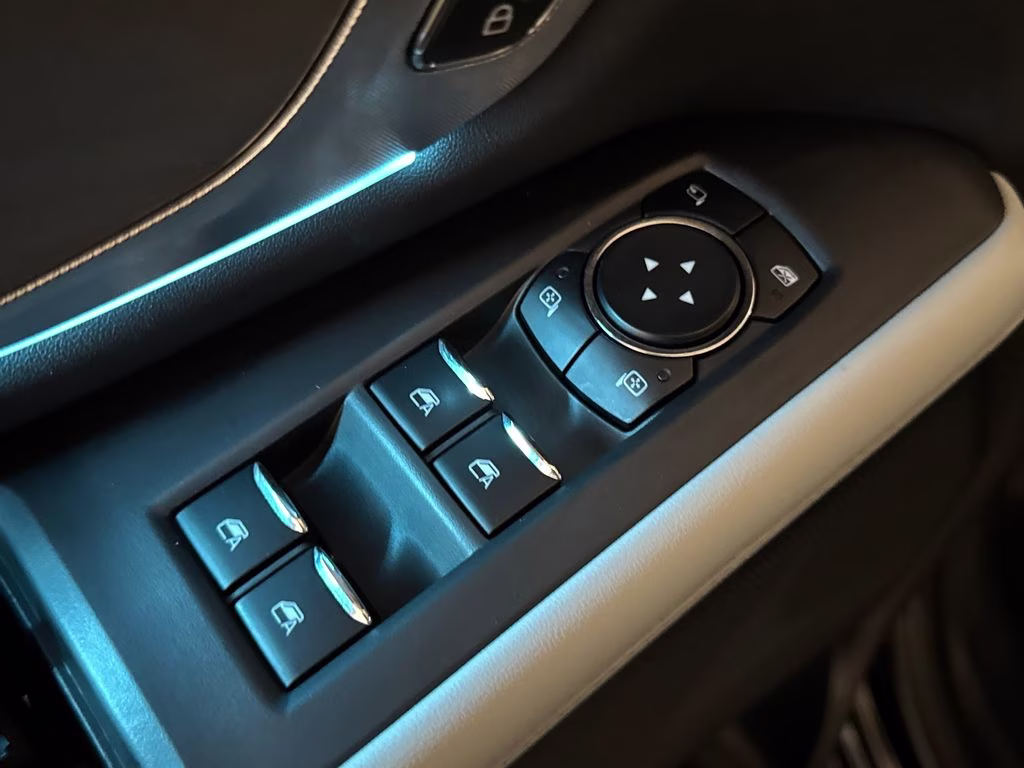 2025 Agate Black Metallic Ford Expedition Max Platinum 4X4 SUV