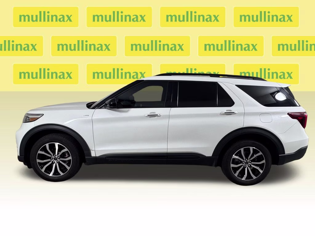 2023 Star White Metallic Tri-Coat Ford Explorer ST-Line 4X4 SUV
