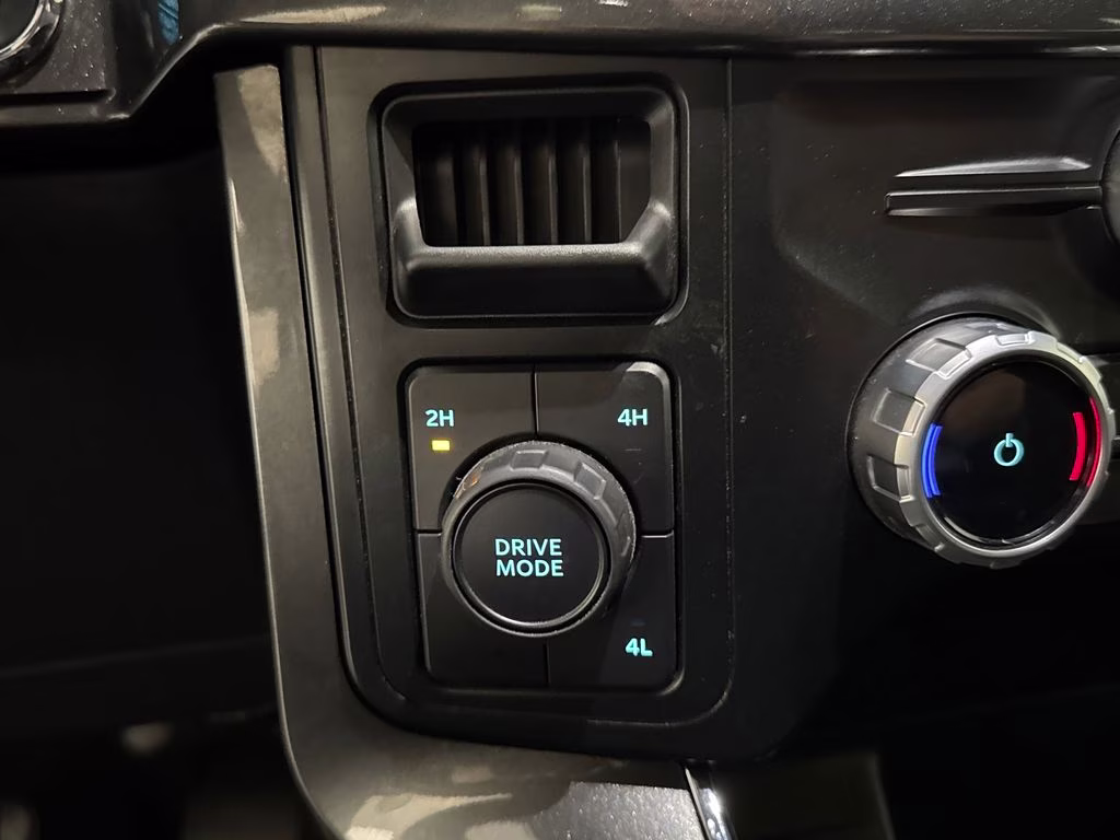 2023 Carbonized Gray Metallic Ford F-150 XLT 4X4 Truck