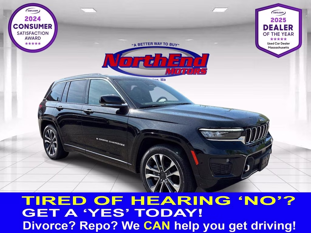2022 Diamond Black Crystal Pearlcoat Jeep Grand Cherokee Overland 4X4 SUV