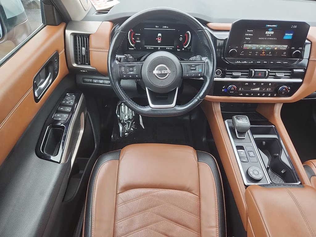 2023 Boulder Gray Pearl Nissan Pathfinder Platinum 4X4 SUV