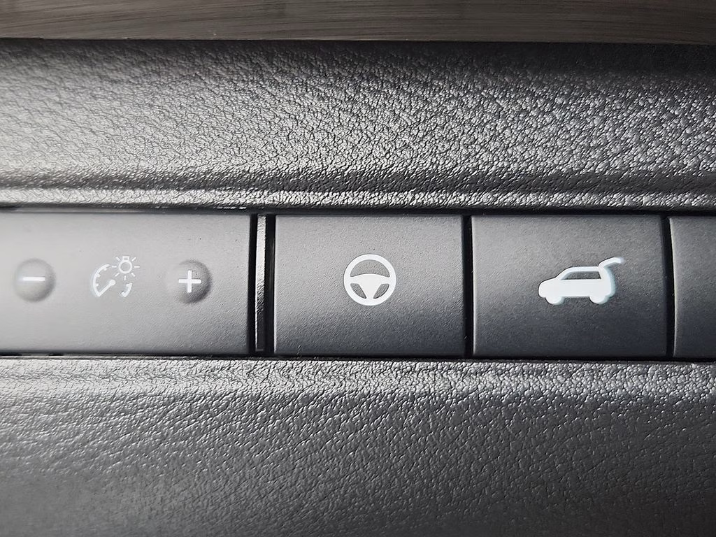 2023 Boulder Gray Pearl Nissan Pathfinder Platinum 4X4 SUV