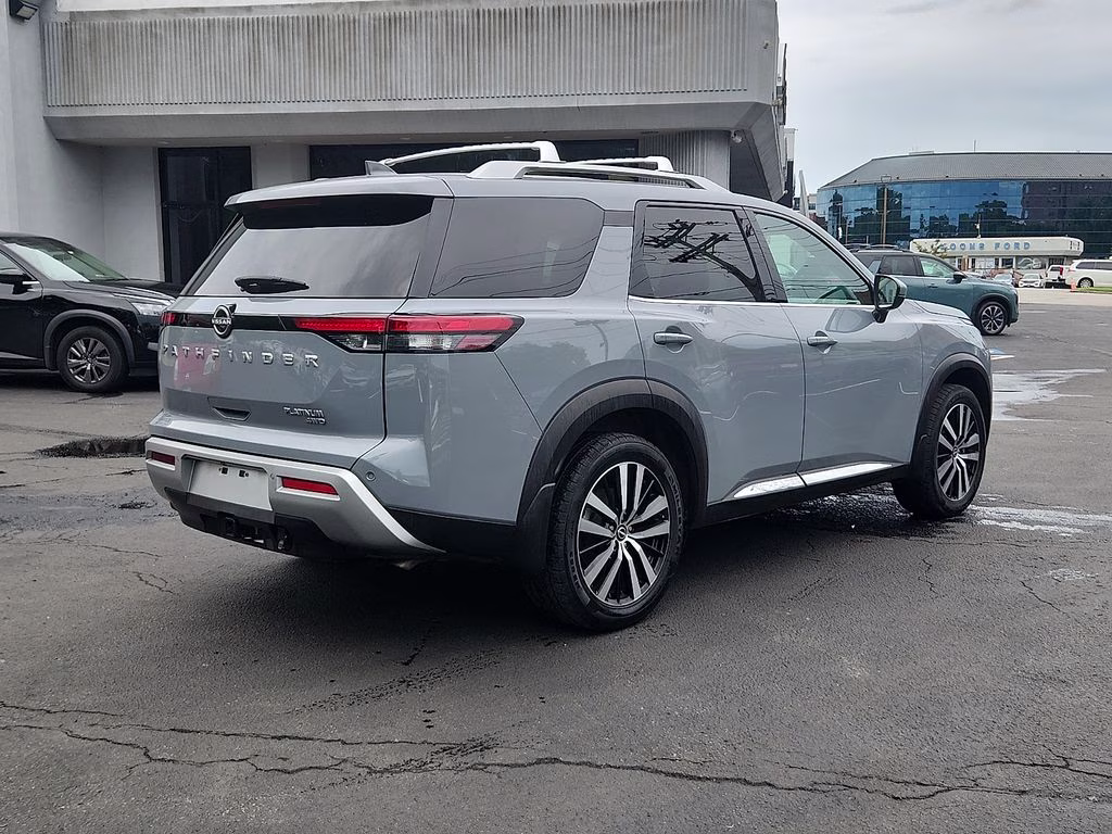 2023 Boulder Gray Pearl Nissan Pathfinder Platinum 4X4 SUV