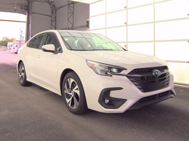 2025 Crystal White Pearl Subaru Legacy Premium AWD Sedan