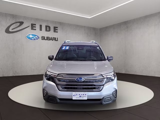 2025 Ice Silver Metallic Subaru Forester Premium AWD SUV