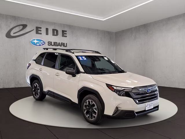2025 Crystal White Pearl Subaru Forester Premium AWD SUV