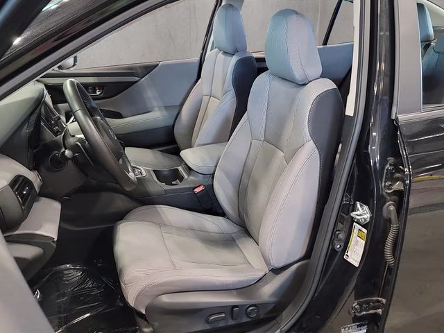 2025 Crystal Black Silica Subaru Legacy Premium AWD Sedan