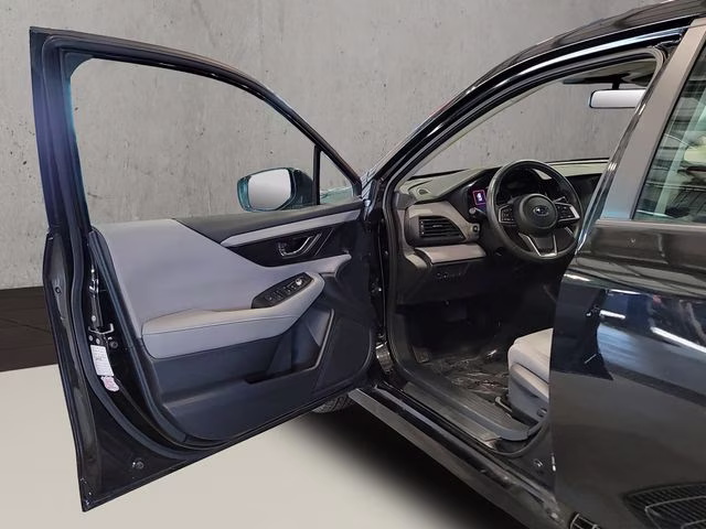2025 Crystal Black Silica Subaru Legacy Premium AWD Sedan