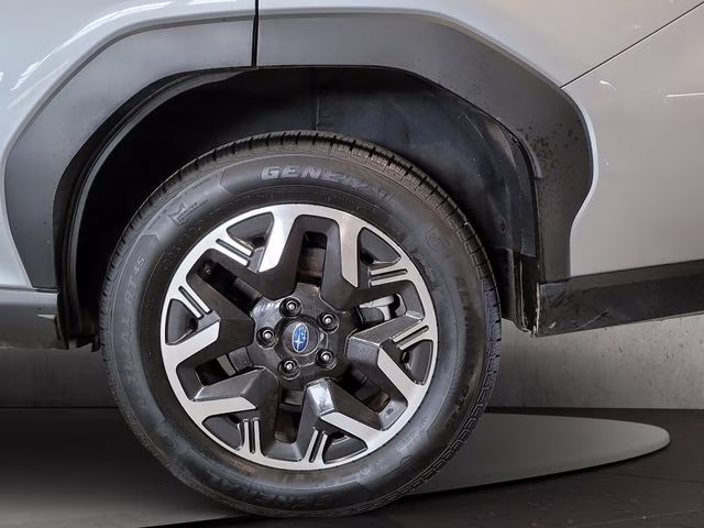 2025 Ice Silver Metallic Subaru Forester Premium AWD SUV