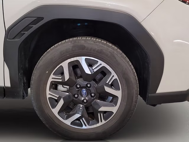 2025 Crystal White Pearl Subaru Forester Premium AWD SUV
