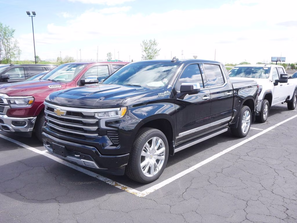 2023 Chevrolet Silverado 1500 High Country 4X4 Crew Cab Short Box's photo