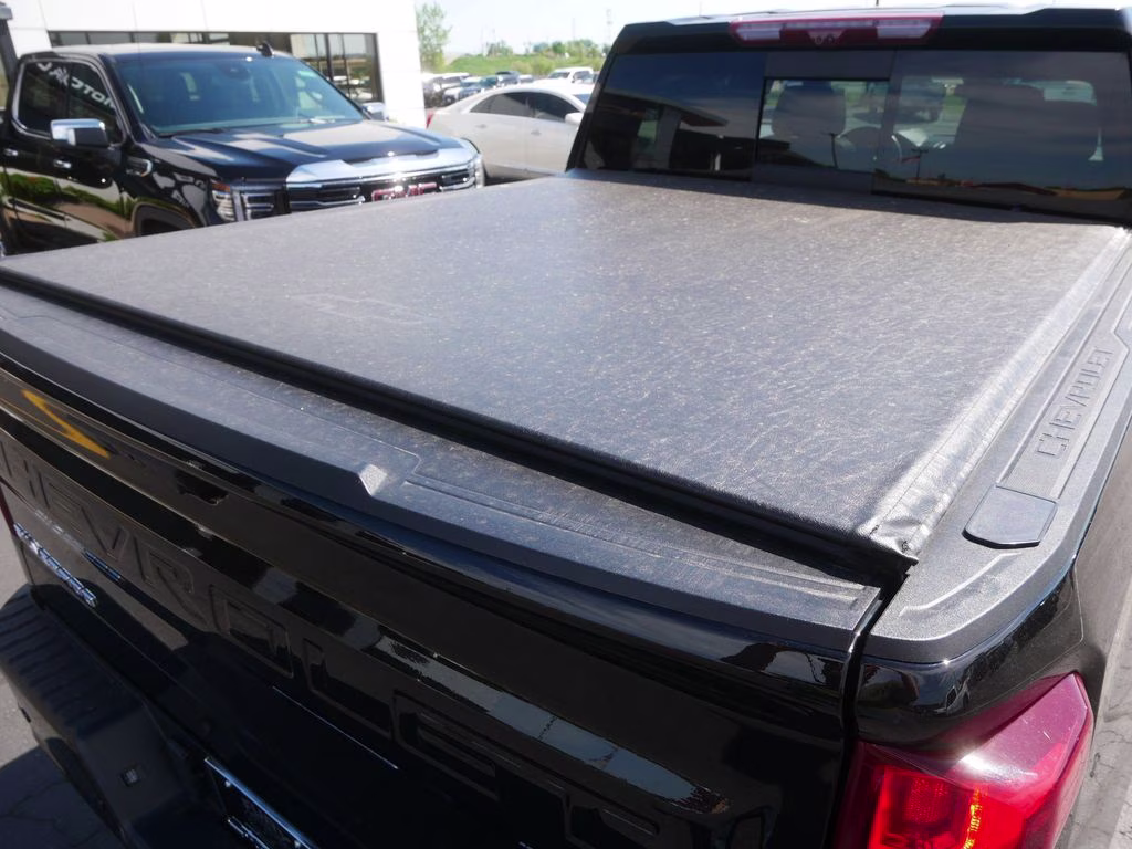 2023 Black Chevrolet Silverado 1500 High Country 4X4 Truck