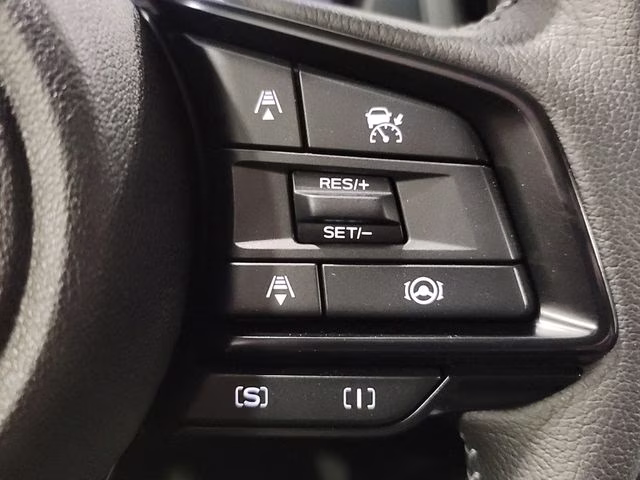2025 Crystal White Pearl Subaru Forester Premium AWD SUV