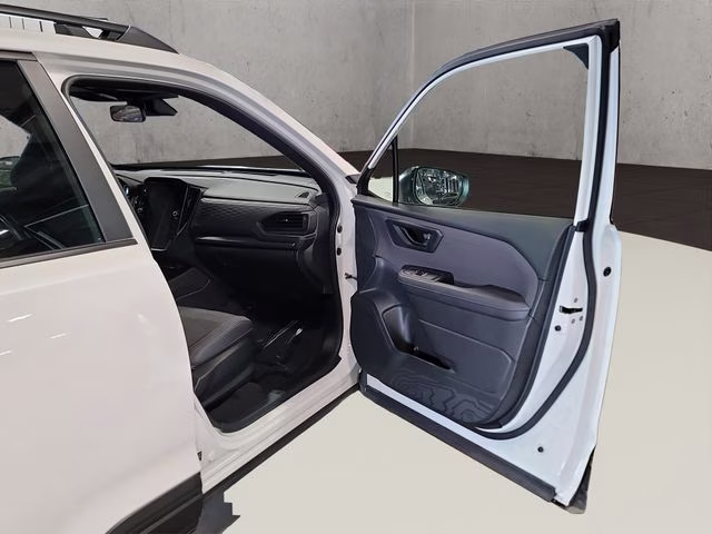 2025 Crystal White Pearl Subaru Forester Premium AWD SUV