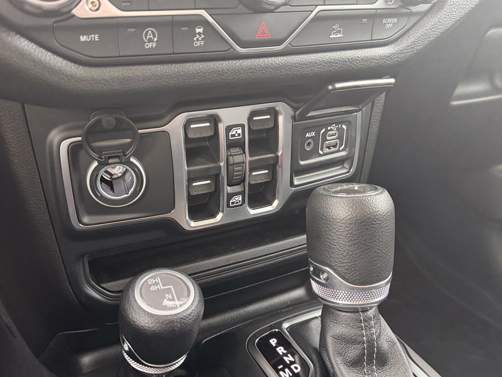 2026 Reign Jeep Gladiator Sport S 4X4 Truck