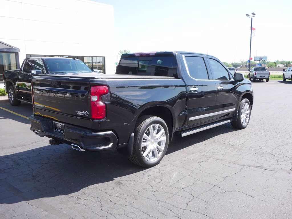 2023 Black Chevrolet Silverado 1500 High Country 4X4 Truck
