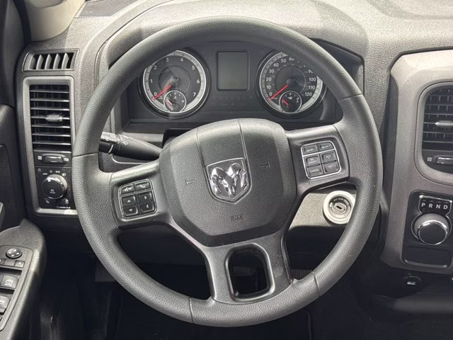 2023 Diamond Black Crystal Pearlcoat Ram 1500 Classic Tradesman RWD Truck