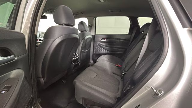 2020 Symphony Silver Hyundai Santa Fe SEL FWD SUV