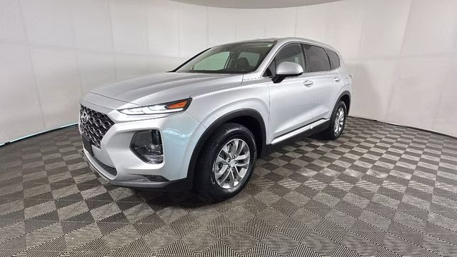 2020 Symphony Silver Hyundai Santa Fe SEL FWD SUV