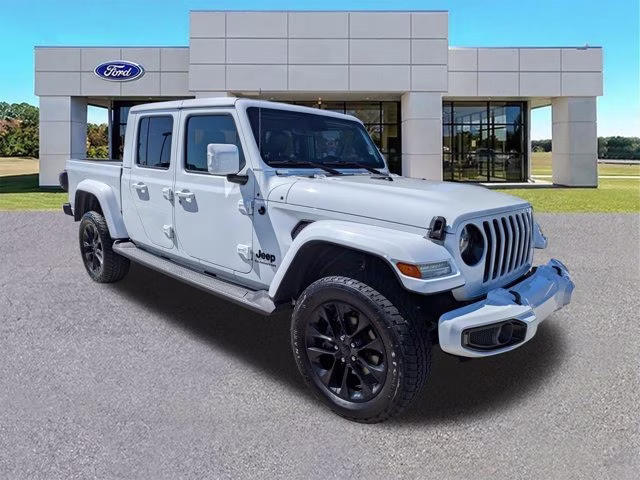 2022 Bright White Clearcoat Jeep Gladiator High Altitude 4X4 Truck