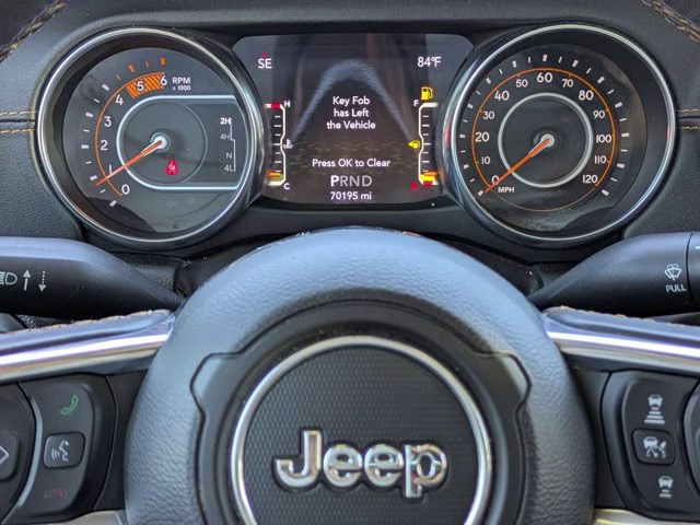 2022 Bright White Clearcoat Jeep Gladiator High Altitude 4X4 Truck